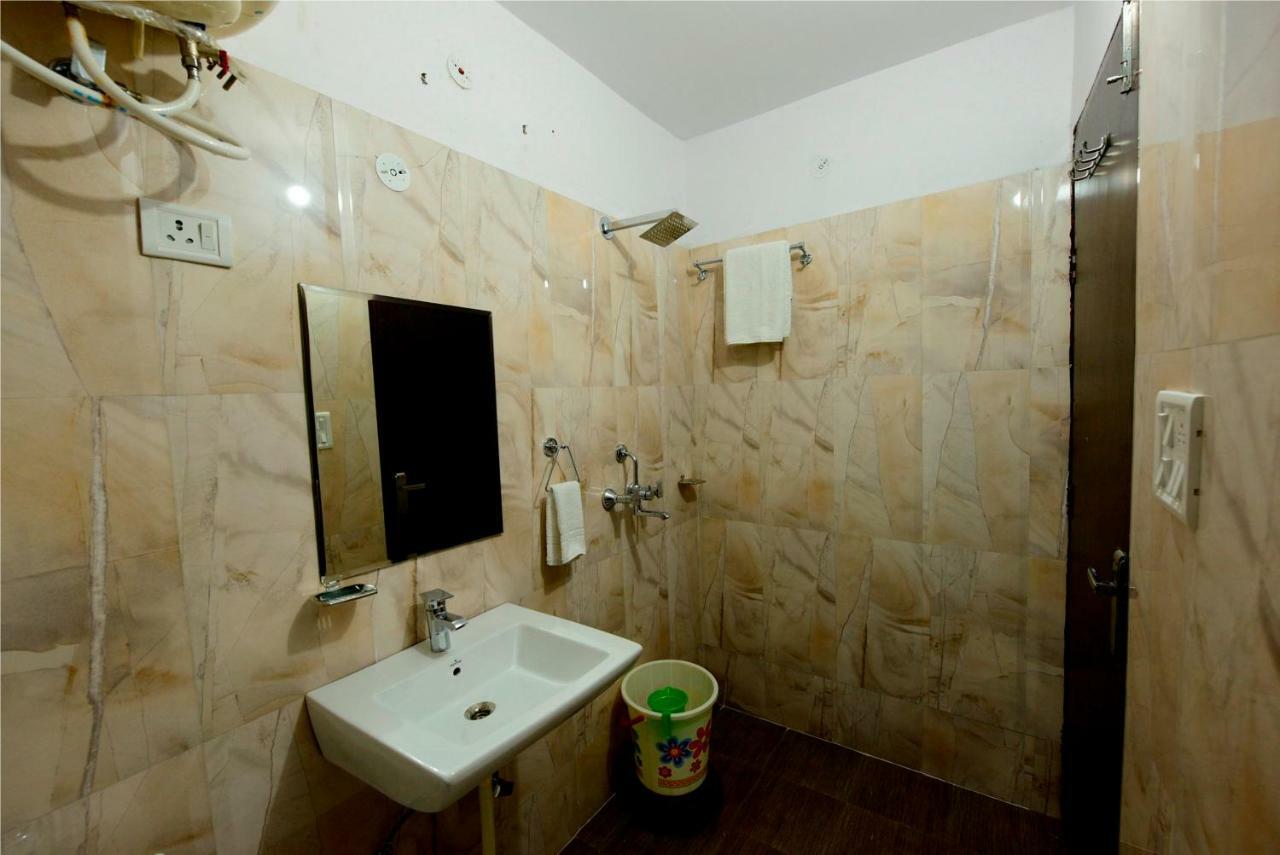 جايبور Hotel Radha Nikunj Residency المظهر الخارجي الصورة