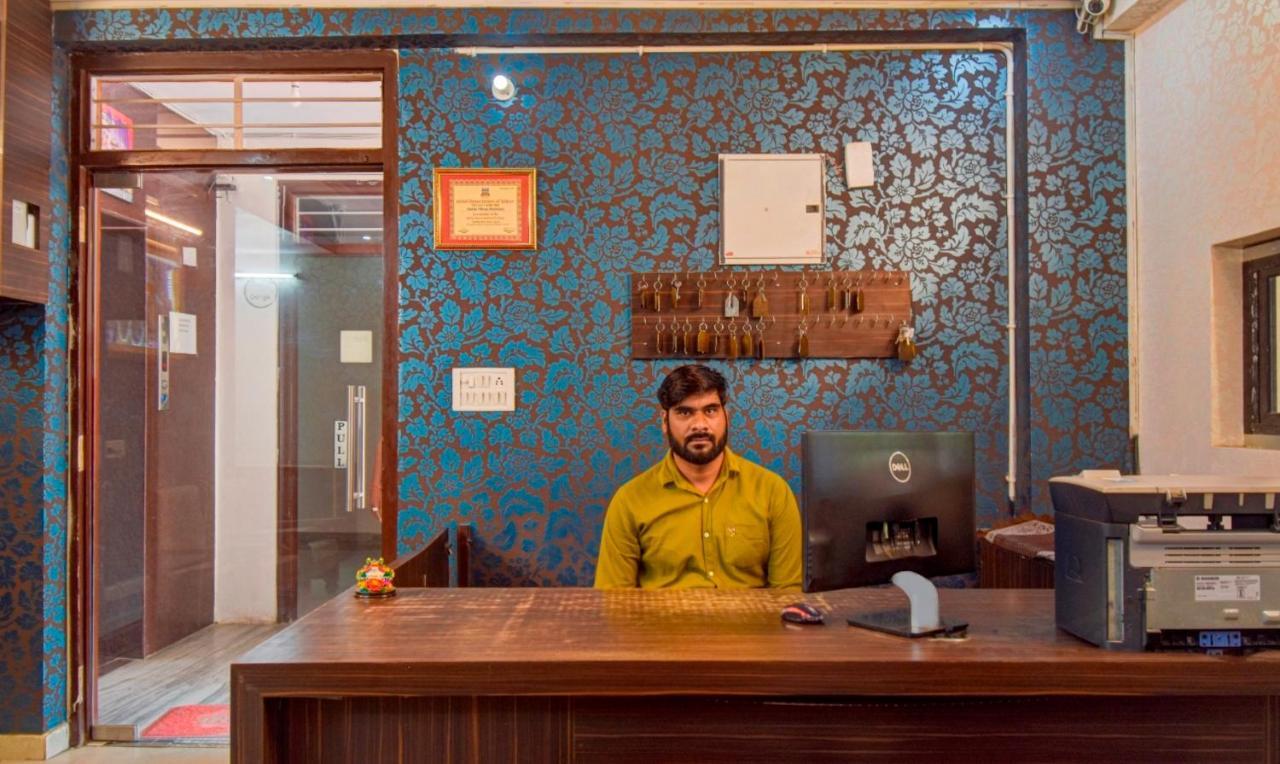 جايبور Hotel Radha Nikunj Residency المظهر الخارجي الصورة