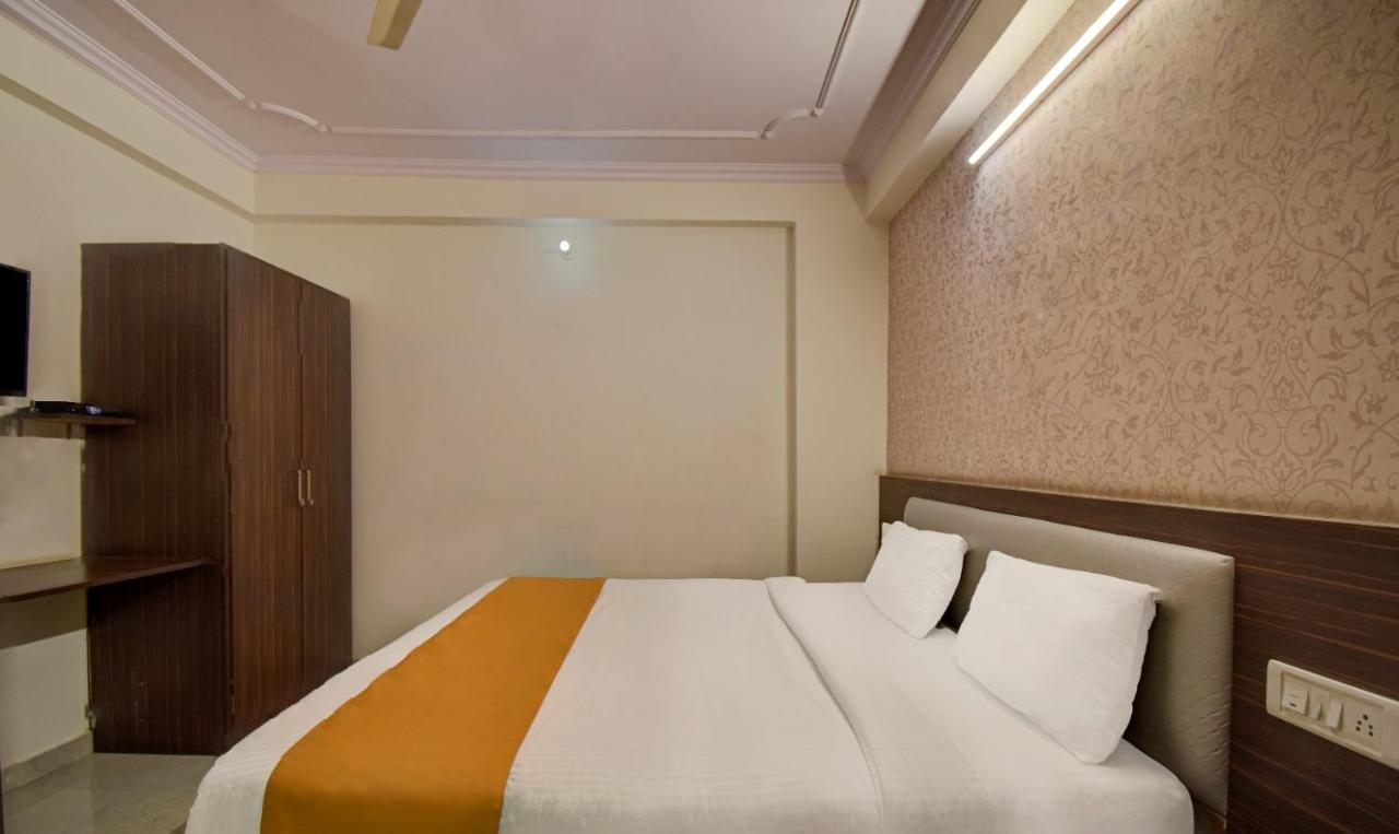 جايبور Hotel Radha Nikunj Residency المظهر الخارجي الصورة