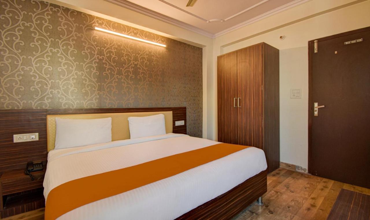 جايبور Hotel Radha Nikunj Residency المظهر الخارجي الصورة