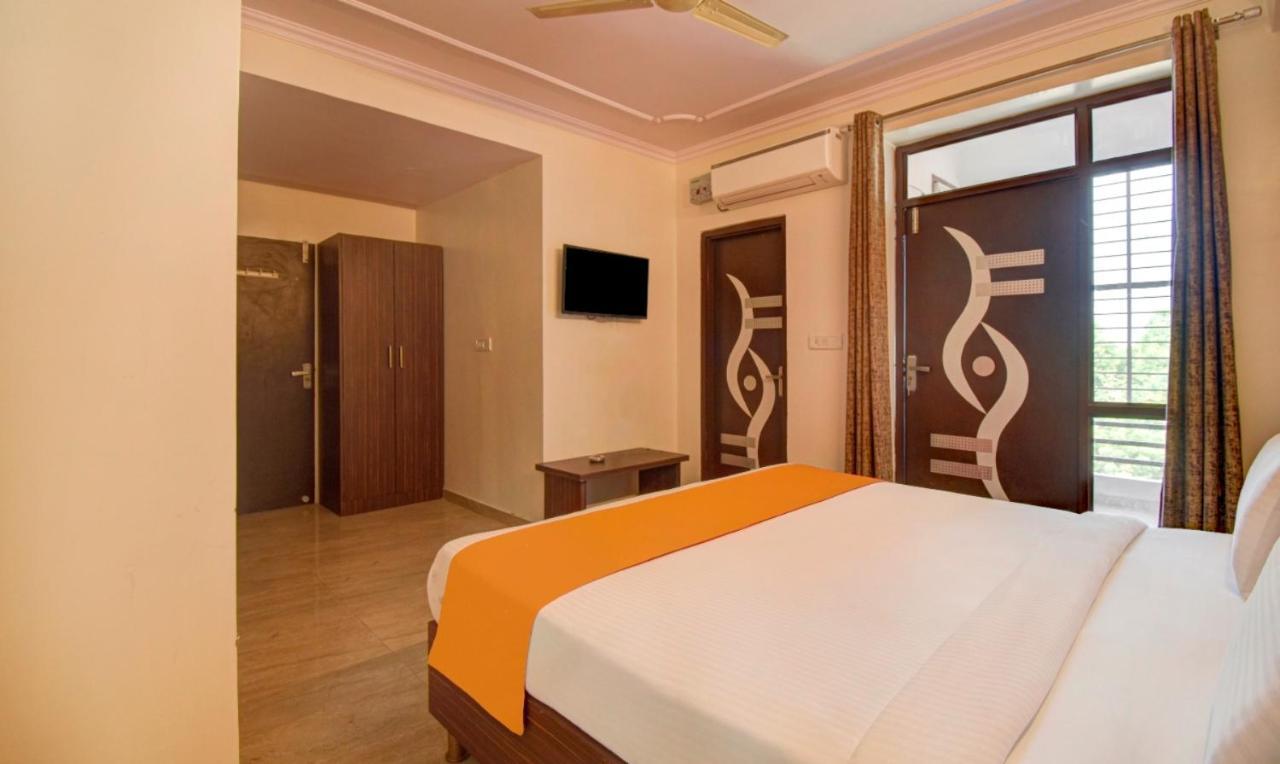 جايبور Hotel Radha Nikunj Residency المظهر الخارجي الصورة